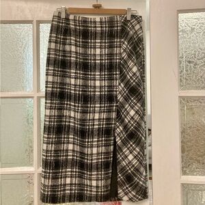 Plaid Black and White Tweed Pencil Skirt Size 8 Reitmans